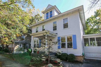 1827 Summit Ave, Madison, WI 53726