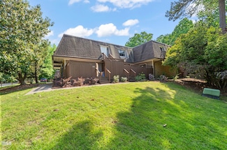 213 Summerwalk Cir, Chapel Hill, NC 27517
