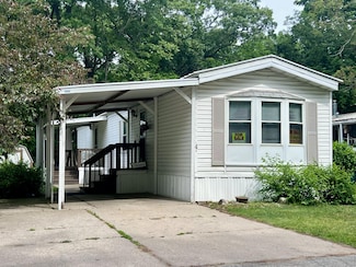 2701 Huizenga St Unit TRLR 4, Norton Shores, MI 49444