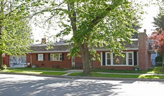 8238 S Lawndale Ave, Chicago, IL 60652