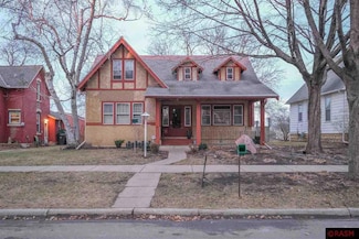 224 224 W 5th St, Mankato, MN 56001