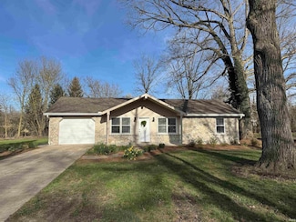 469 N Foster Ave, Albany, IN 47320