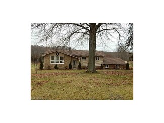 2010 Cloveridge Ave SE, East Canton, OH 44730