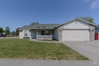 895 Partridge Dr, Mountain Home, ID 83647