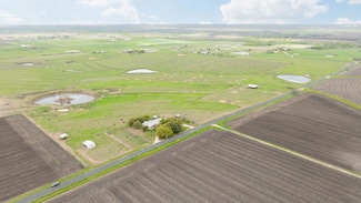 19810 Janak Rd, Coupland, TX 78615