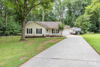 713 Hickory Hill Ct, Gastonia, NC 28054
