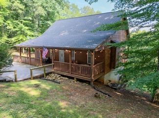 165 Kangaroo Ridge Rd, Byrdstown, TN 38549