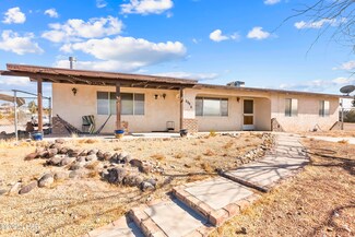 5117 E Agua Caliente Dr, Topock/Golden Shores, AZ 86436