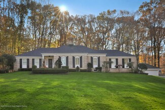 25 Glenwood Rd, Colts Neck, NJ 07722