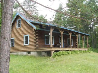 80 Main Rd, Abbot, ME 04406
