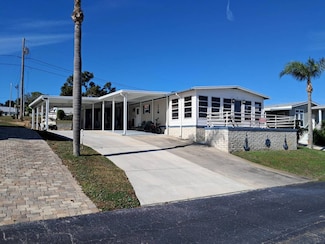 16 Horseshoe Ln, Lake Placid, FL 33852