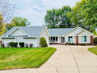 851 Revere Ct, Greenwood, IN 46142