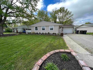 1504 Tulip Tree Rd, Fort Wayne, IN 46825