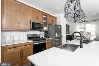 513 Newbury St, Charles Town, WV 25414