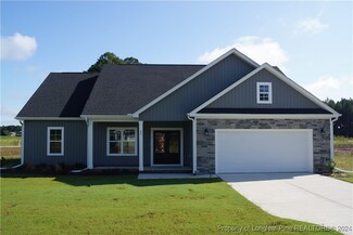 45 Knotts Berry Rd, Bunnlevel, NC 28323