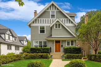 434 Elder Ln, Winnetka, IL 60093