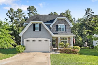 102 Scholar Dr, Spring Lake, NC 28390