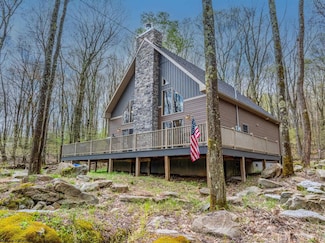 739 Aster Dr, Terra Alta, WV 26764