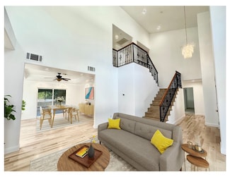 7245 Baek Ct, Van Nuys, CA 91405