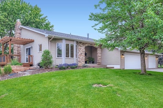 4425 Goldenrod Ln N, Plymouth, MN 55442