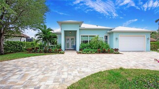 162 Windward Cay, Naples, FL 34114
