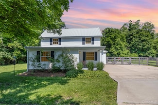 4 Brooklyn Ln, Milford, OH 45150