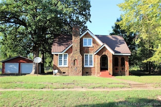 507 NE 4th St, Antlers, OK 74523