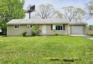 3299 Mysylvia Dr, Saginaw, MI 48601