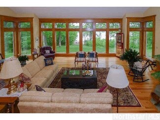 25616 E Comfort Dr, Chisago City, MN 55013