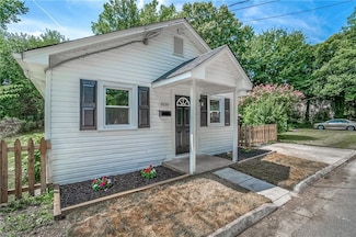 1039 Ivaloo St, Norfolk, VA 23513