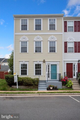 22942 Fleet Terrace, Sterling, VA 20166