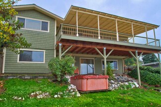 17830 S Angeline Ave NE, Suquamish, WA 98392