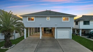 297 Ling St, Hitchcock, TX 77563