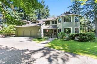 349 Viewcrest Rd, Bellingham, WA 98229