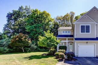 28 Ptarmigan Dr Unit 28, Shrewsbury, MA 01545