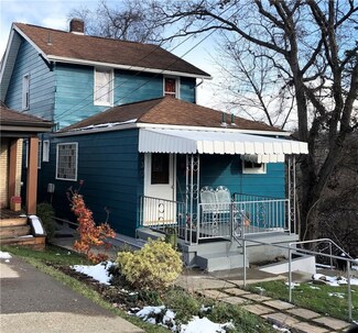 3301 Canopolis St, Pittsburgh, PA 15204