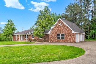 5130 Greenville Rd, Hopkinsville, KY 42240