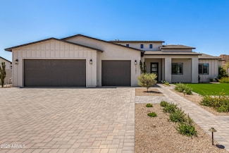 1297 W Lucky Ln, San Tan Valley, AZ 85144