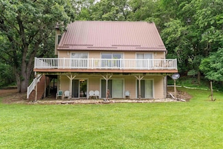 522 14th Ave, Eldora, IA 50627