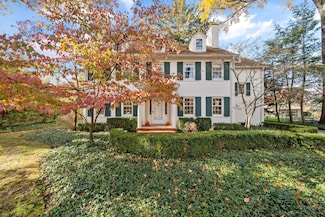 211 Preston Rd, Columbus, OH 43209