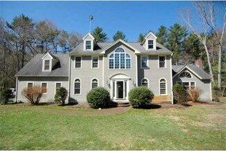 16 Trout Farm Ln, Plympton, MA 02367