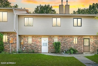 28 Jesse Rd, Howell, NJ 07731