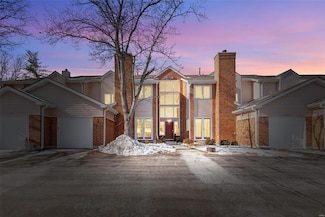 1348 Holgate Dr Unit G5, Ballwin, MO 63021