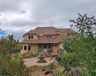 585 Eagle Tree Ln, Felton, CA 95018