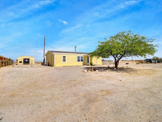 2204 Ocean Side Ave, Thermal, CA 92274