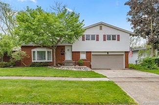 16220 Alpine Dr, Livonia, MI 48154