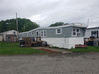 13 2nd St, Portsmouth, RI 02871