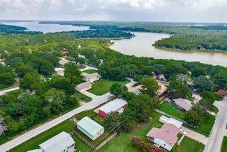 290 Ila Dr, Pottsboro, TX 75076