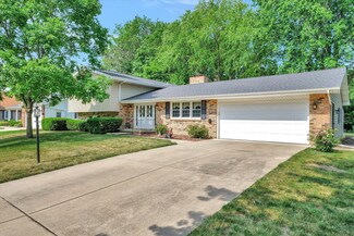 2309 Brookshire W, Champaign, IL 61821
