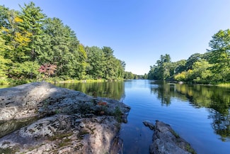 54 Modena Dr, Concord, NH 03303